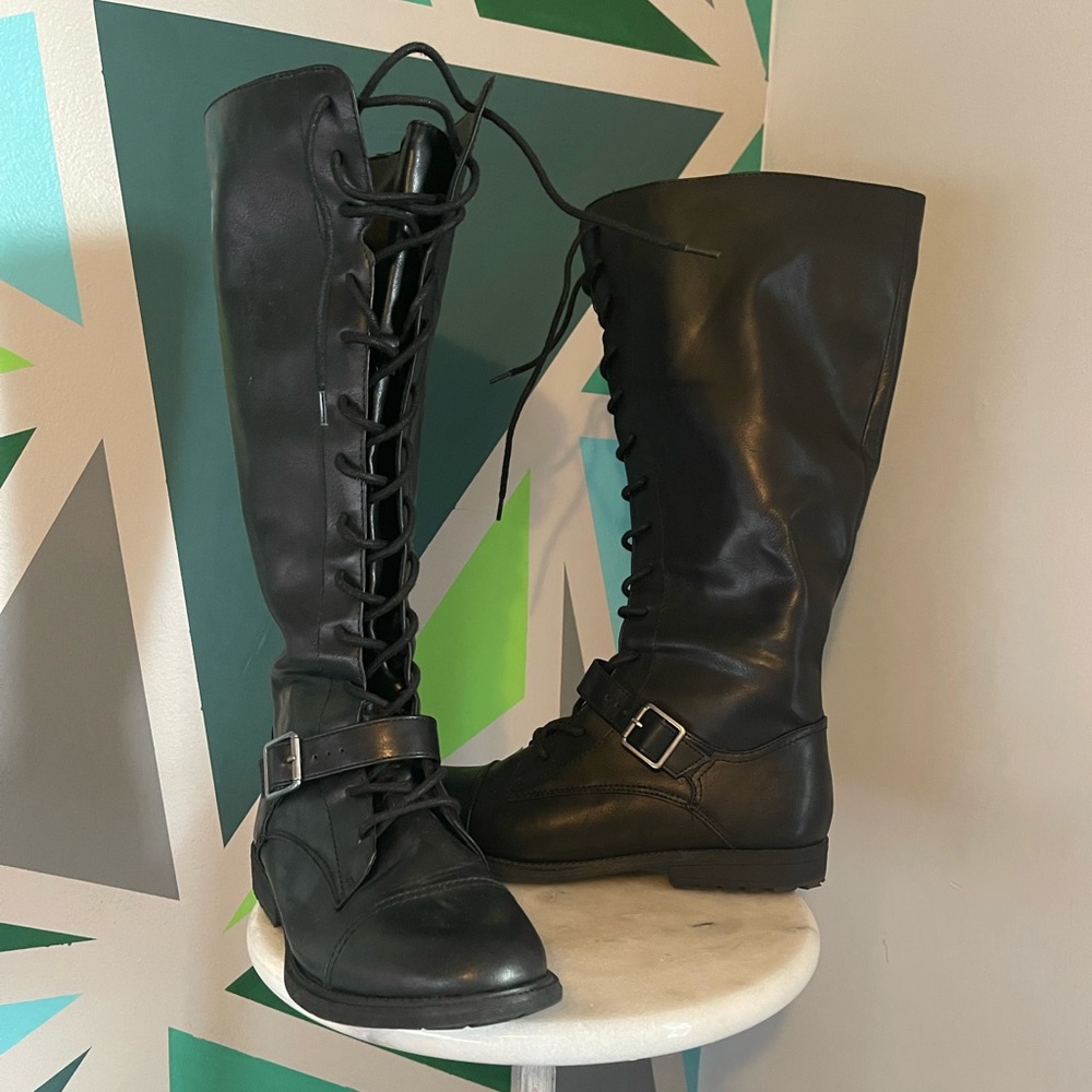 Tall black lace up combat boots size 9